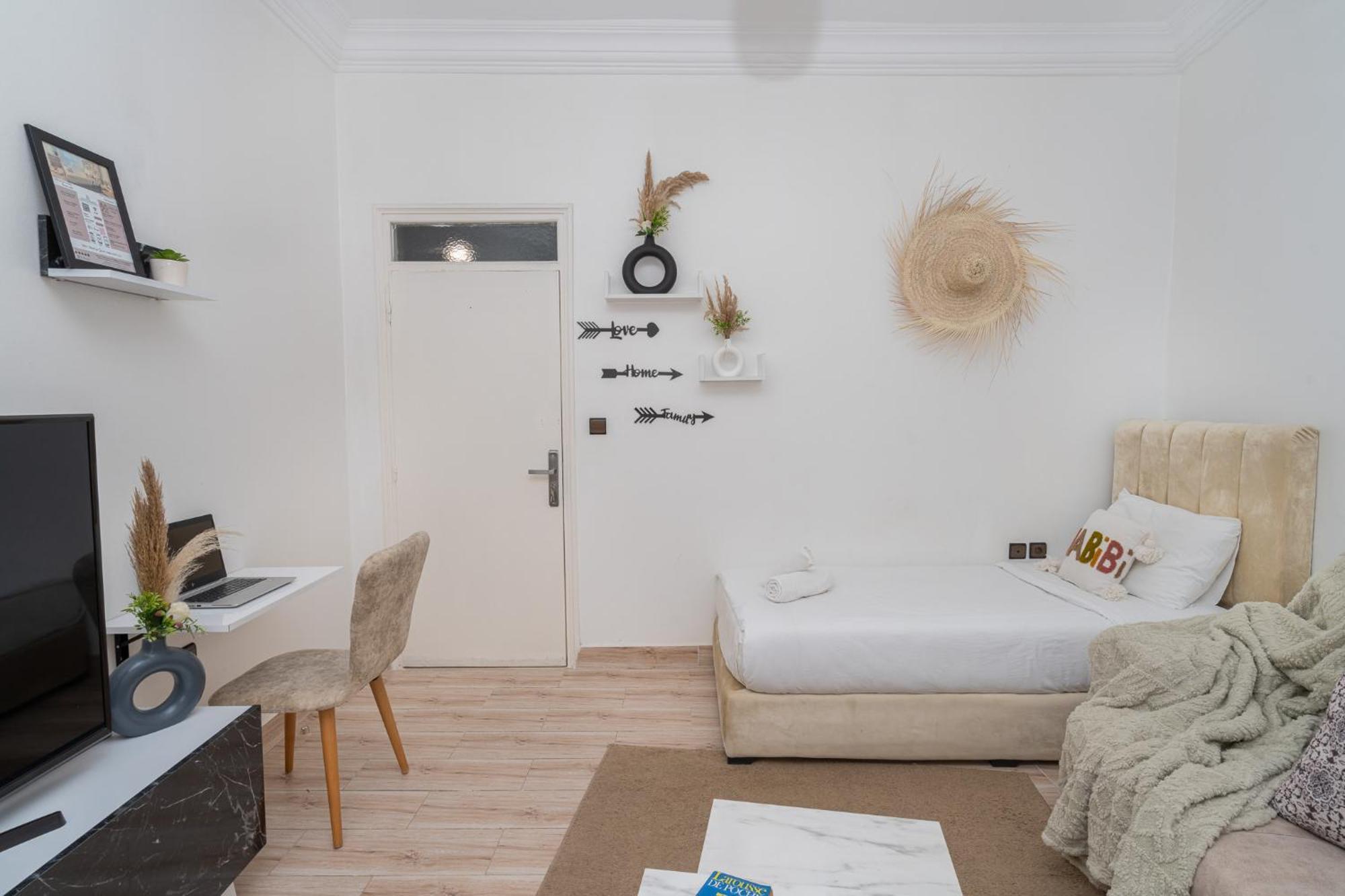 Appartement Ensolleille Au Coeur De Tanger Exterior photo