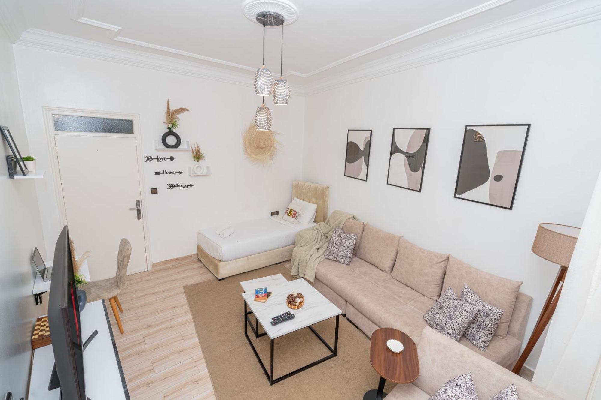 Appartement Ensolleille Au Coeur De Tanger Exterior photo